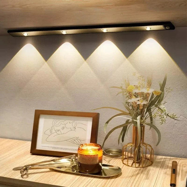 LAMPE LED RECHARGEABLE Sans Fil Avec Capteur De Mouvement Pir Et LAMPE LED RECHARGEABLE Sans Fil Avec Capteur De Mouvement Pir Et