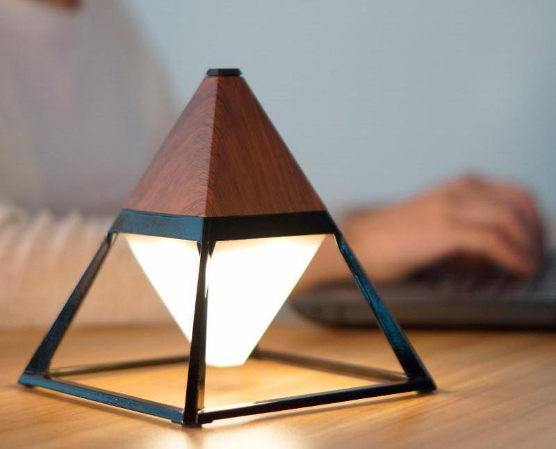 Pyramid Touch Activated Diamond Lamp - MODERNY