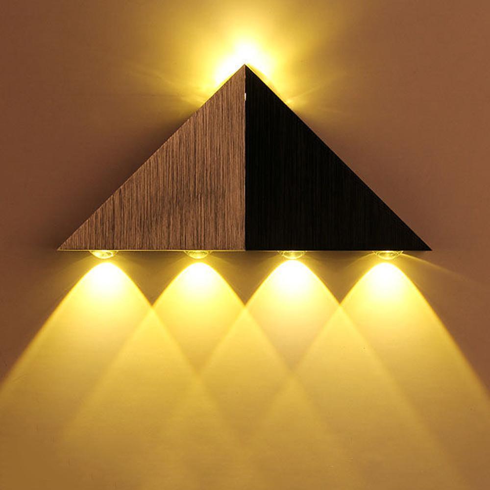 Applique extérieure design murale triangle LED